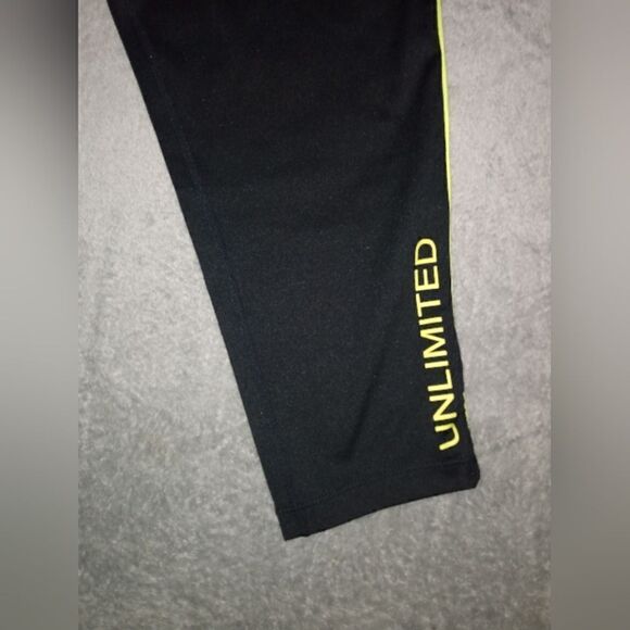 Imoda sport -Neon and & black leggings size Small NWT Great Condition - Picture 5 of 6